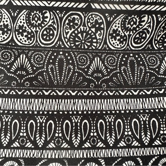 LULULEMON Wunder Under Hi-Rise Tight (Nulux 28")
Entwined 50 Ice Grey Black - Picture 11 of 13